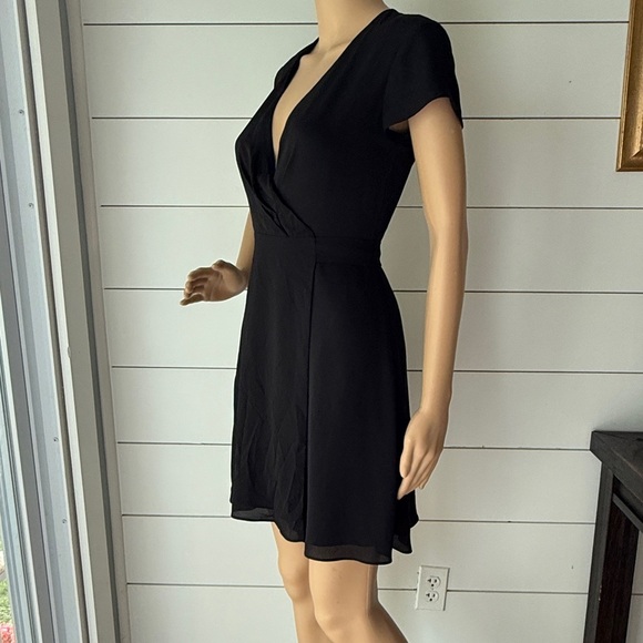 Aritzia Babaton Black High Slit Wrap Dress Sz 2XS - Picture 6 of 12
